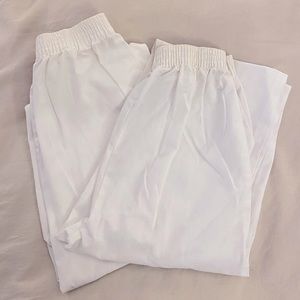 XS White Scrub Bottoms Straight Leg